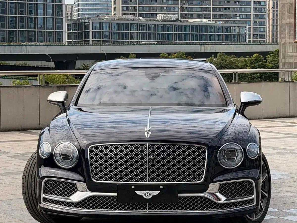 2022 Mercedes-Benz Flying Spur Plug-in Hybrid 2.9T V6 Hybrid Mulliner — миниатюра 2