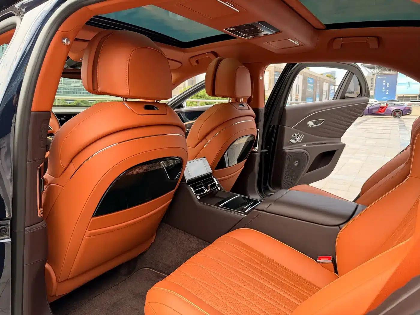 2022 Mercedes-Benz Flying Spur Plug-in Hybrid 2.9T V6 Hybrid Mulliner — миниатюра 7