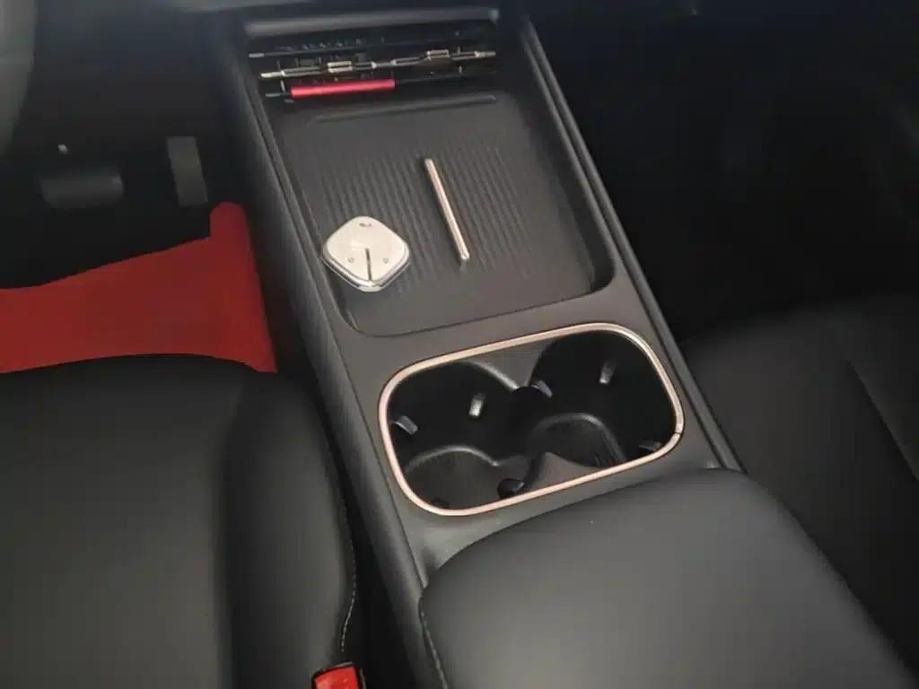 Baojun Yunhai 2024 140km/h Plug-in Hybrid — миниатюра 14