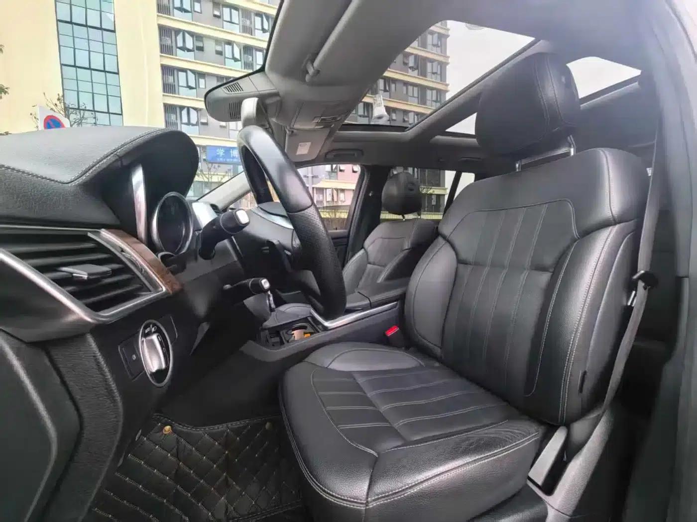Beijing BJ90 2016 3.0T Government Edition — миниатюра 5