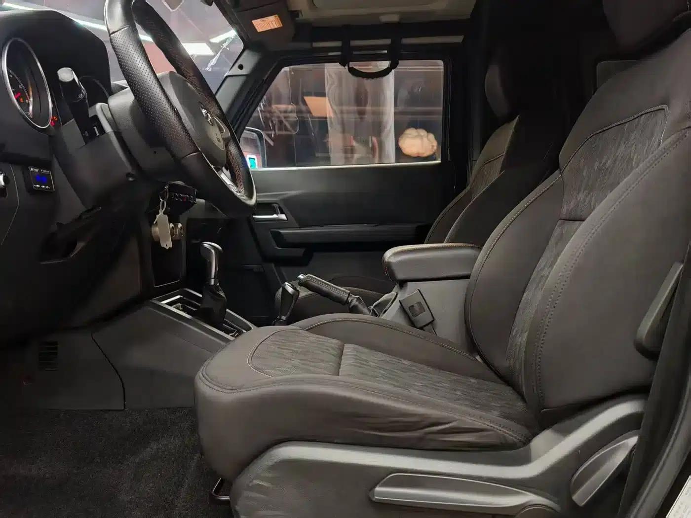Beijing Off-Road F40 2019 2.3T Automatic Cube Edition — миниатюра 12