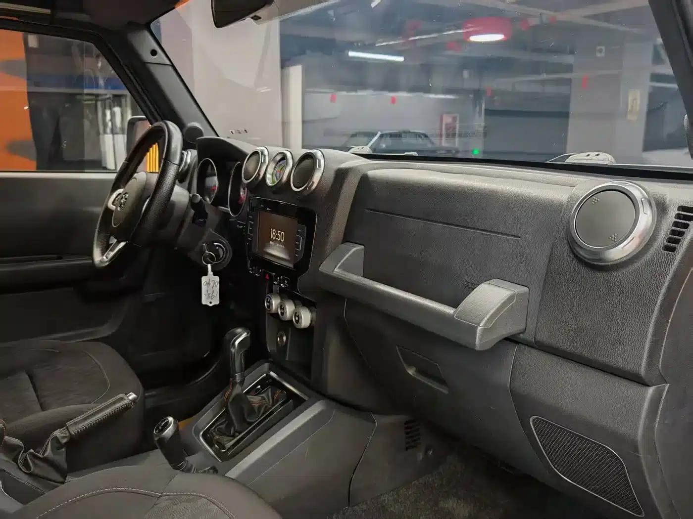 Beijing Off-Road F40 2019 2.3T Automatic Cube Edition — миниатюра 19