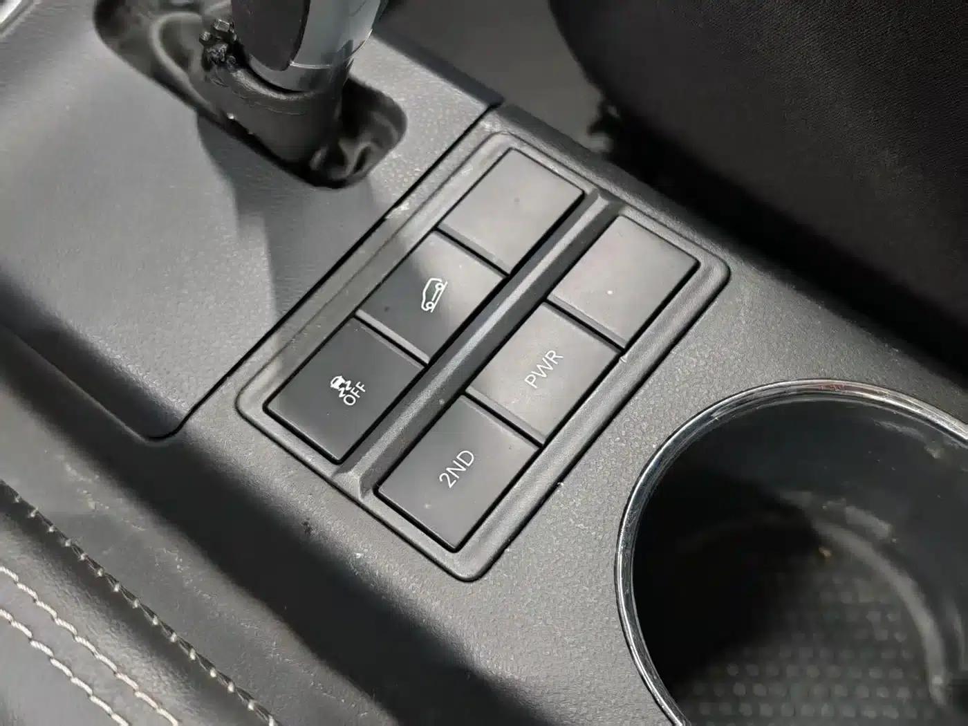 Beijing Off-Road F40 2019 2.3T Automatic Cube Edition — миниатюра 20