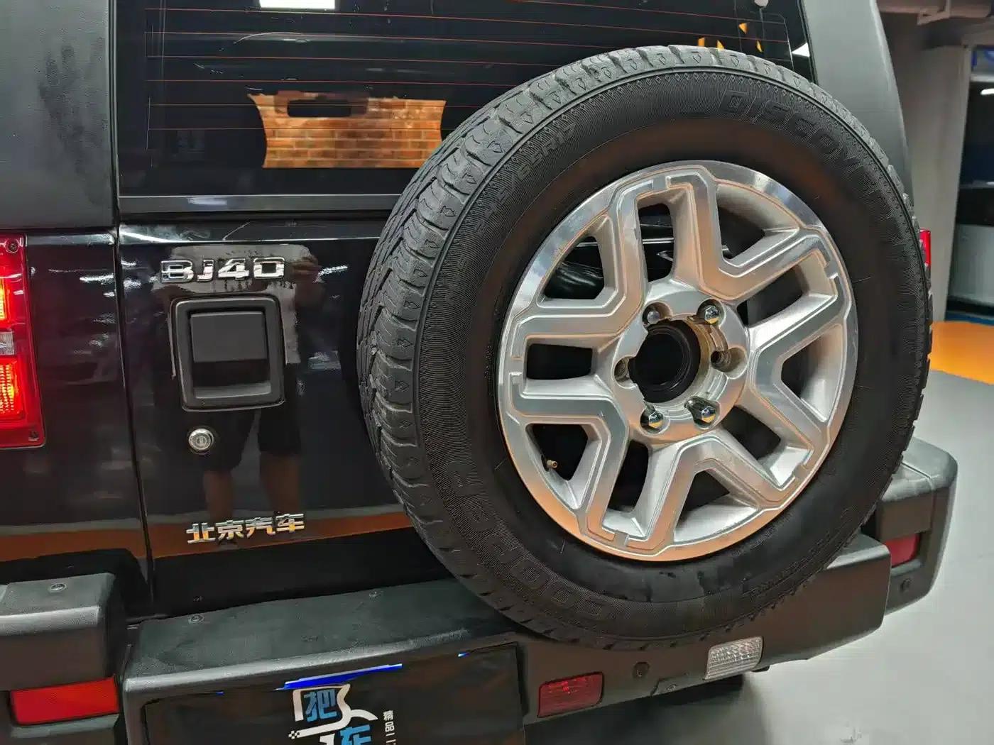 Beijing Off-Road F40 2019 2.3T Automatic Cube Edition — миниатюра 25