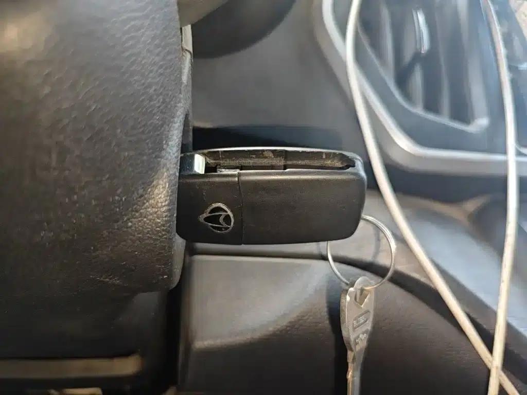 Changan Ruixing EM80 2025 Passenger Edition Comfort Model 6 Seats 300km Range Double Door — миниатюра 12