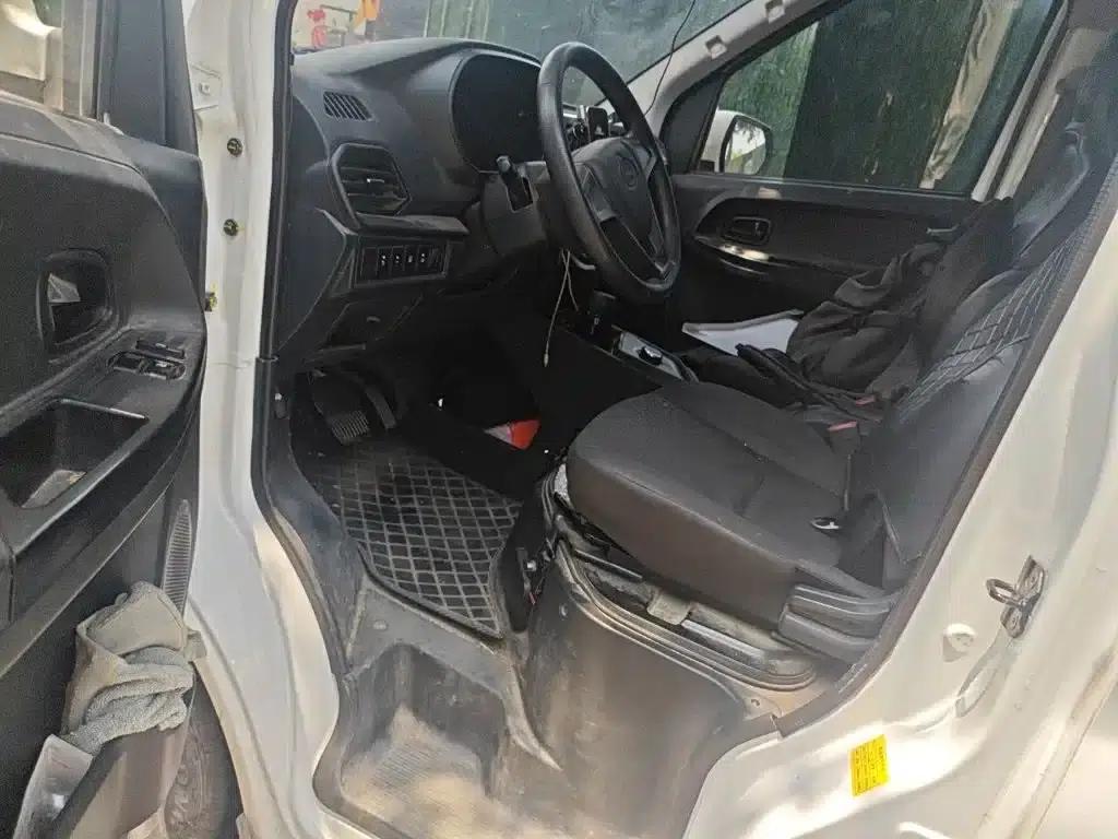 Changan Ruixing EM80 2025 Passenger Edition Comfort Model 6 Seats 300km Range Double Door — миниатюра 14