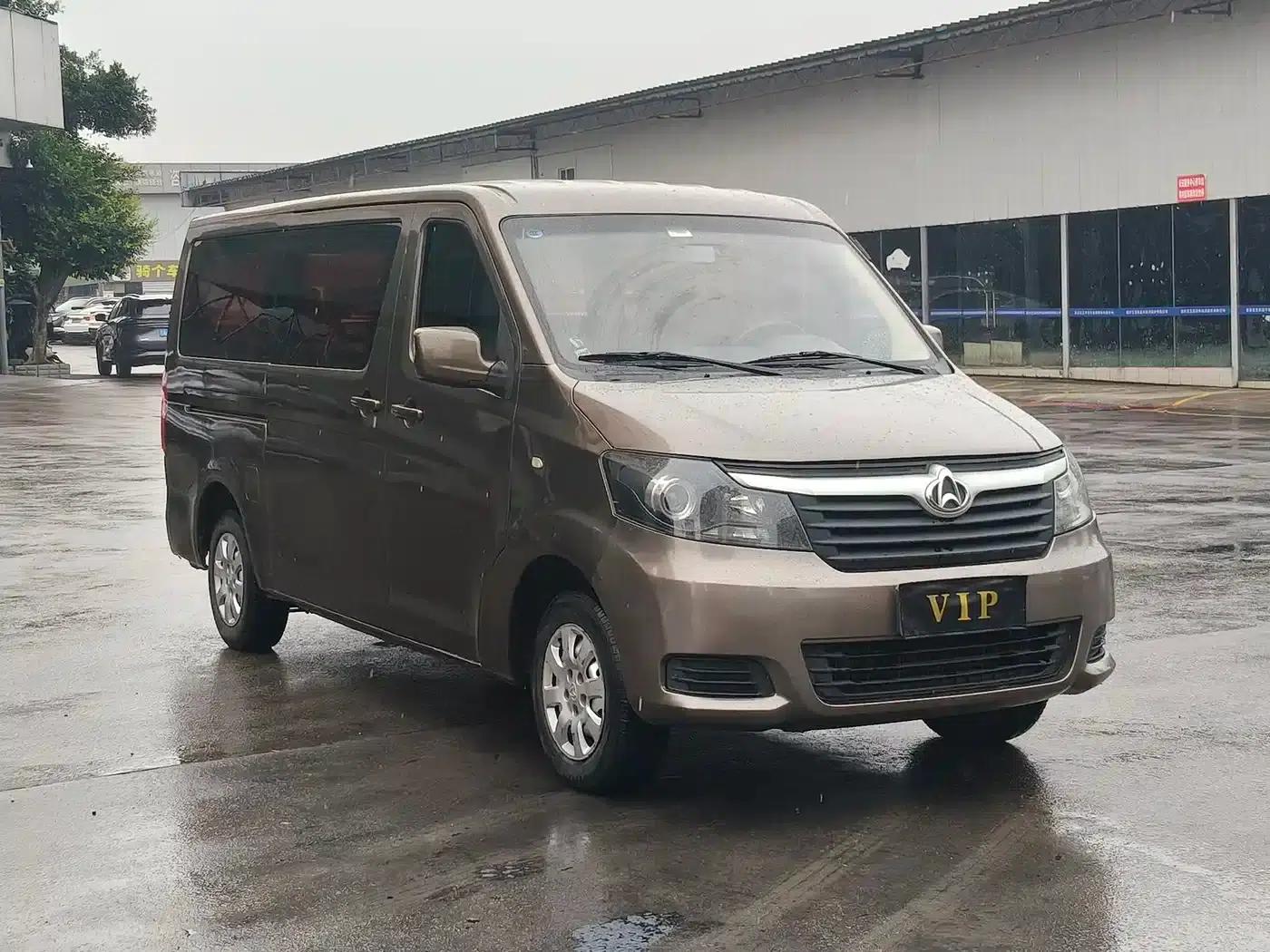 Changan Ruixing M90 2018 2.0L Comfort CNG Flat Top Hatchback 6-Seater 4G94S — миниатюра 1