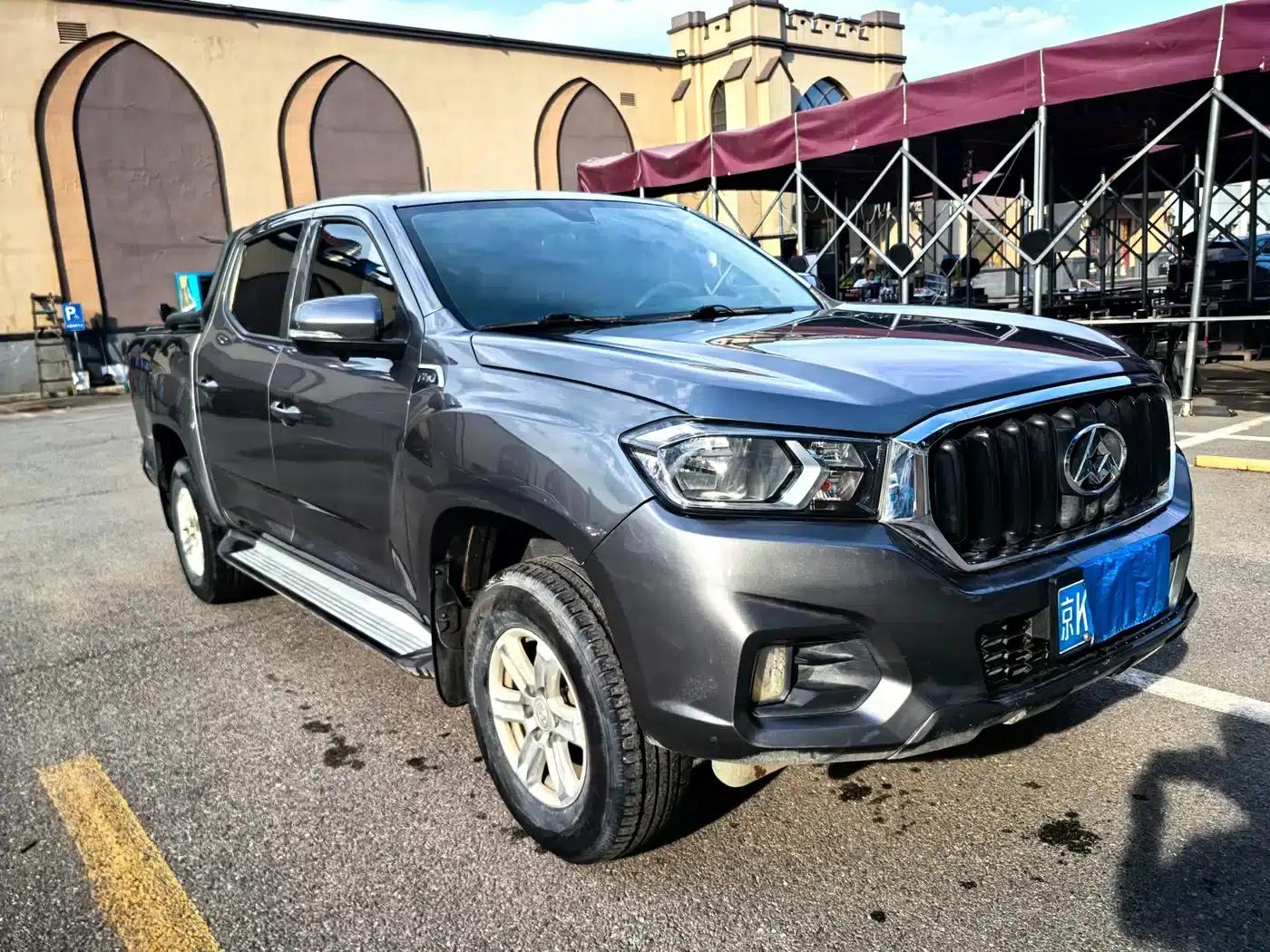 Maxus T60 2019 2.0T Gasoline Automatic Two-Wheel Drive High Chassis Elite Standard Box (National VI Emission Standard) — миниатюра 4