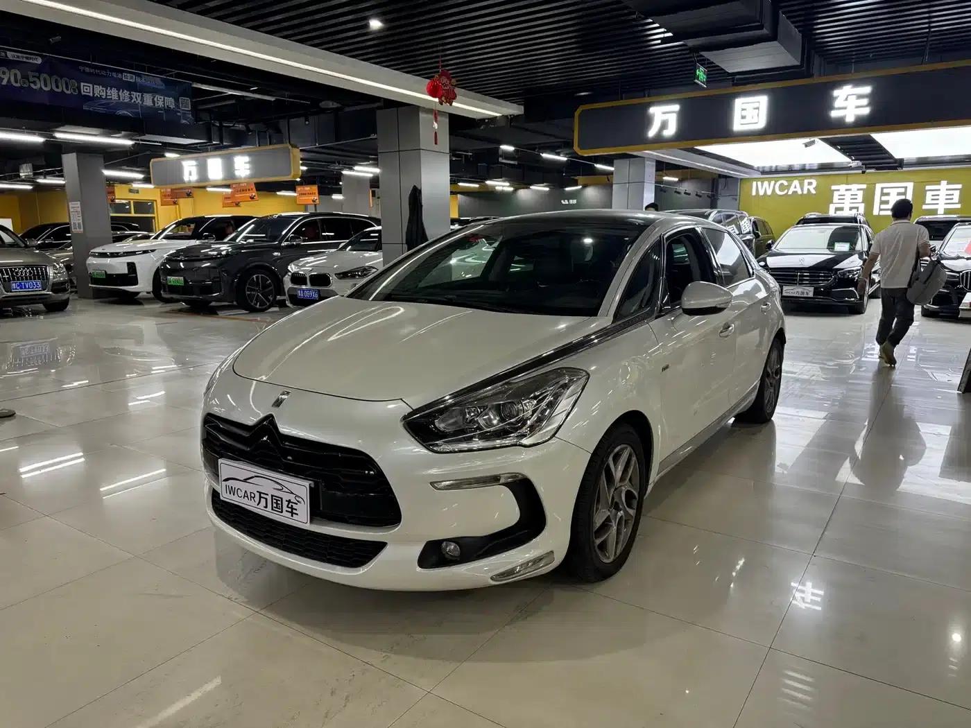 DS 5 2013 1.6T Elegant Edition THP160 — миниатюра 2