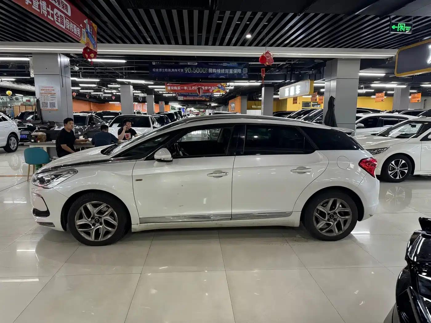 DS 5 2013 1.6T Elegant Edition THP160 — миниатюра 3
