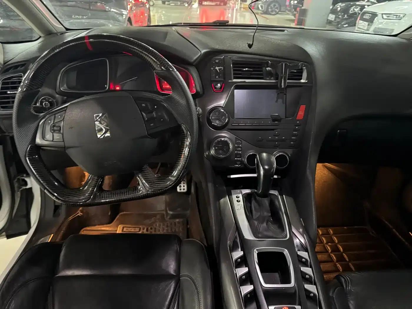DS 5 2013 1.6T Elegant Edition THP160 — миниатюра 6