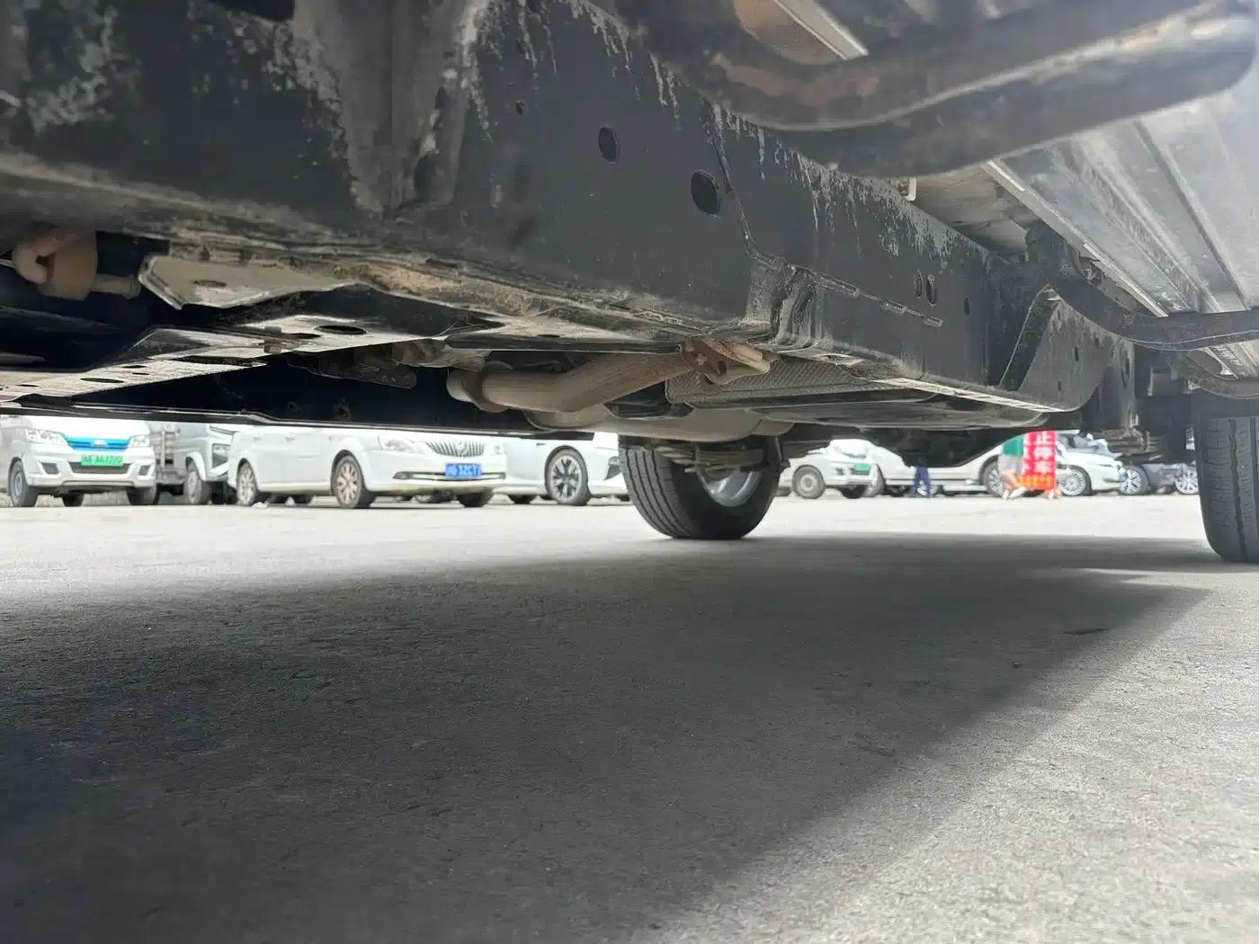 Palazzo 2021 1.8T Manual 4WD Premium Edition — миниатюра 11