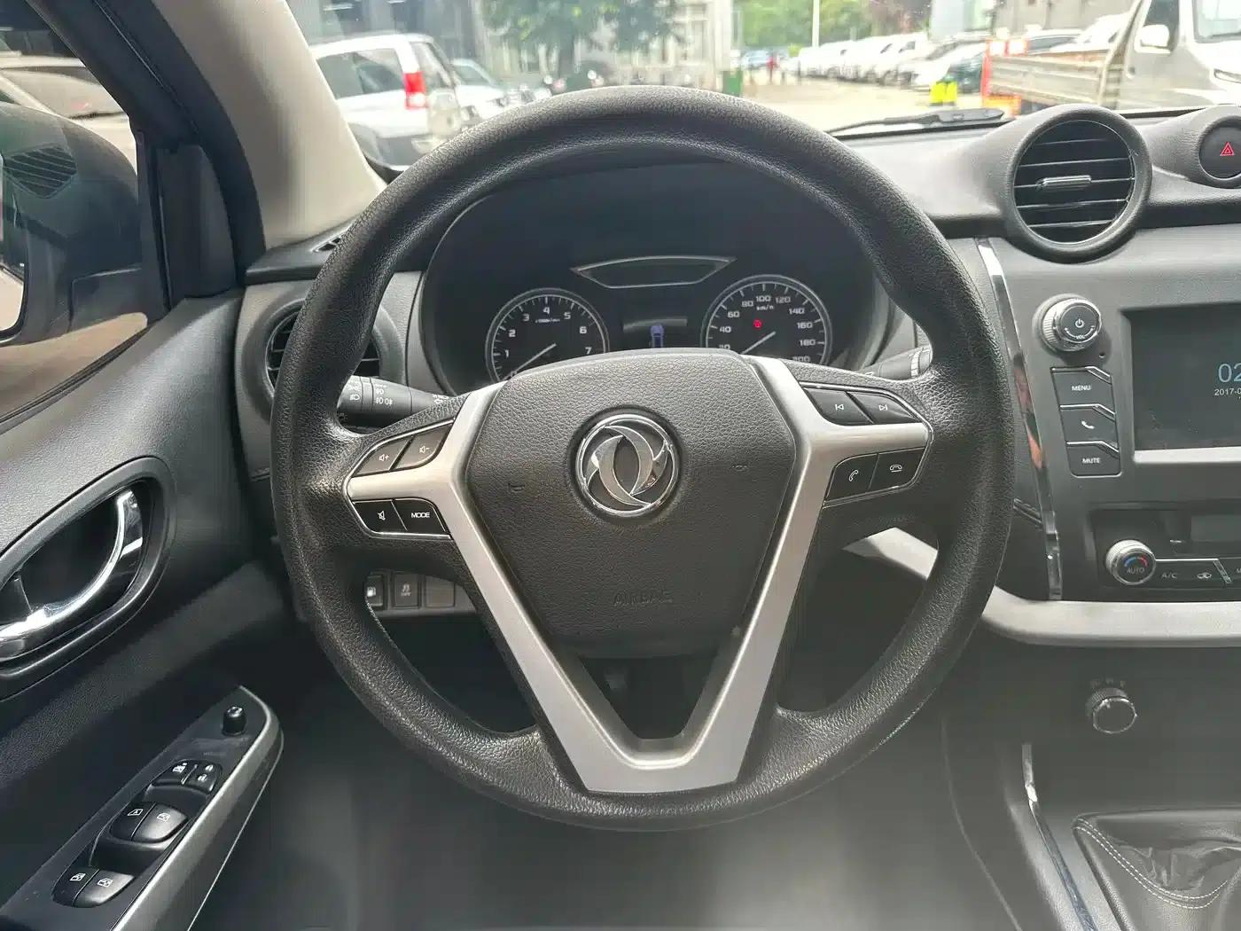 Palazzo 2021 1.8T Manual 4WD Premium Edition — миниатюра 4