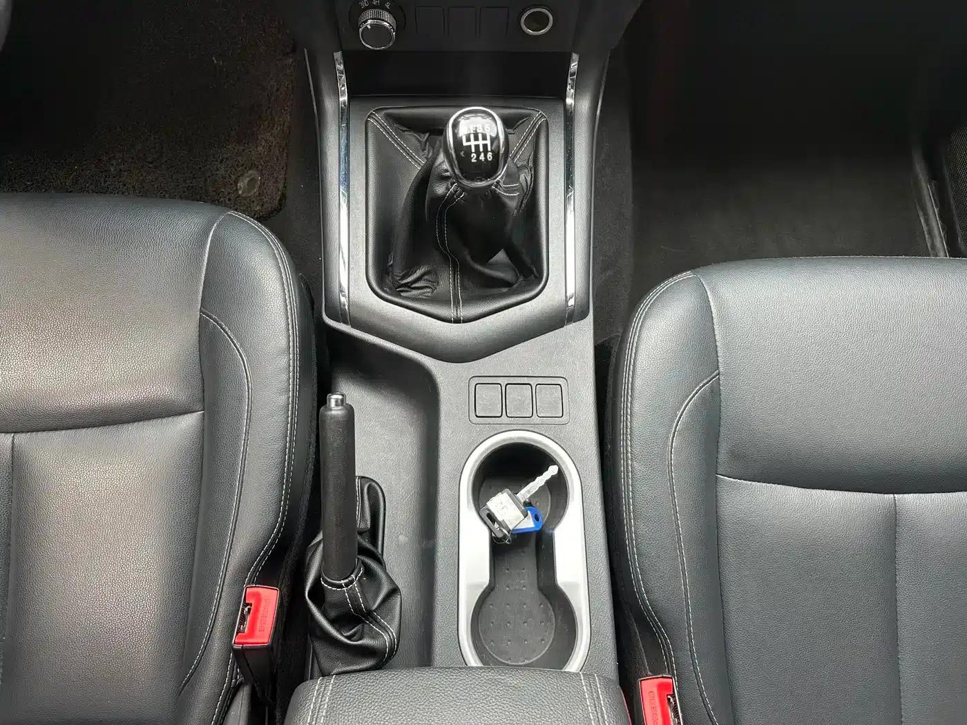 Palazzo 2021 1.8T Manual 4WD Premium Edition — миниатюра 7