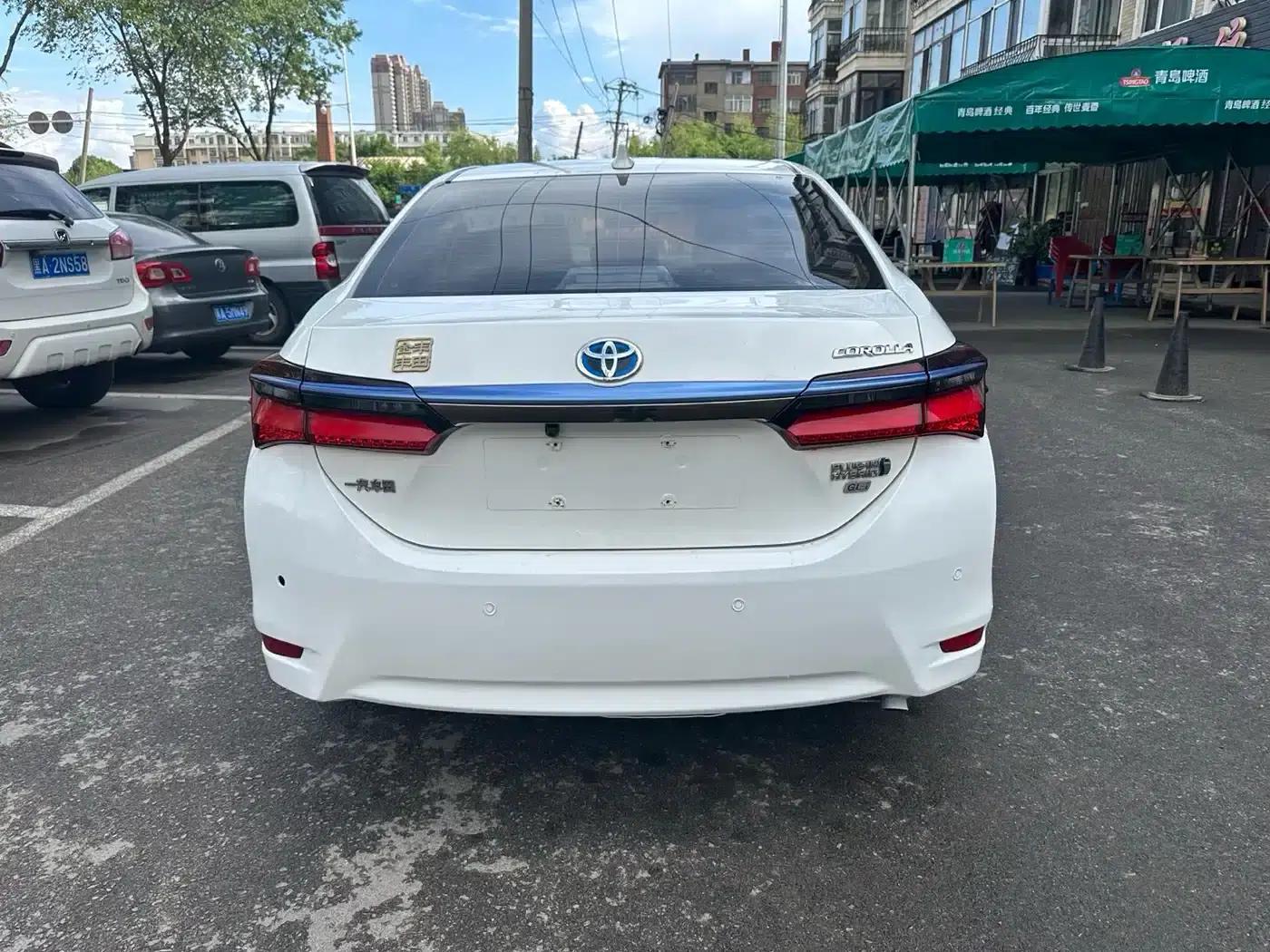 Corolla Hybrid E+ 2020 1.8L E-CVT Comfort Edition — миниатюра 4