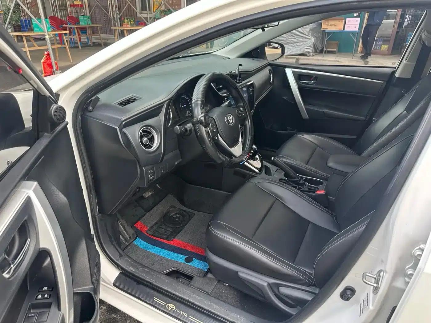 Corolla Hybrid E+ 2020 1.8L E-CVT Comfort Edition — миниатюра 8
