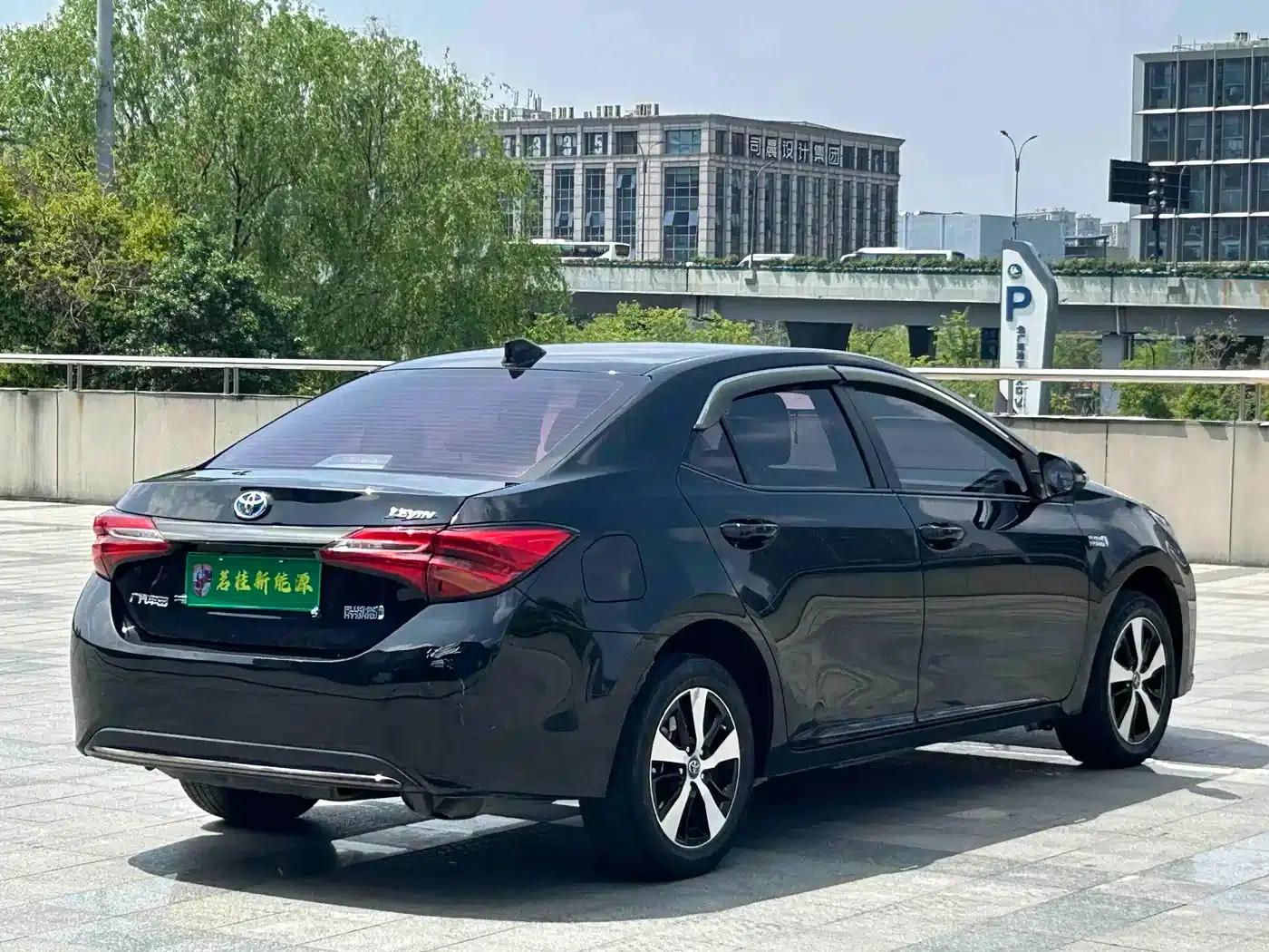 Levin Hybrid E+ 2019 1.8PH GS E-CVT Elite Edition — миниатюра 11