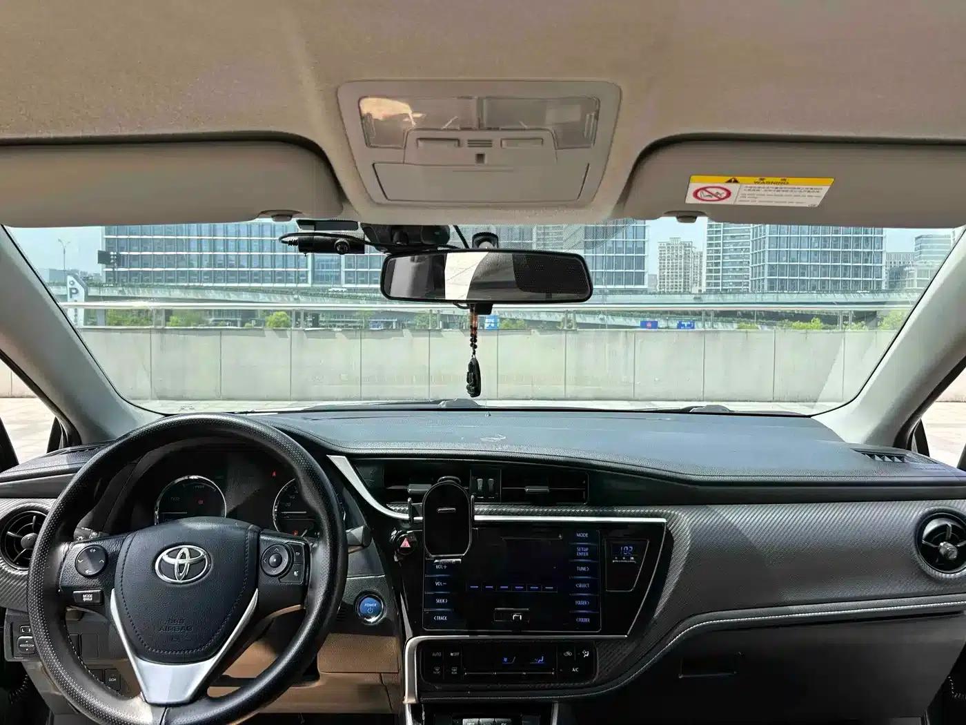 Levin Hybrid E+ 2019 1.8PH GS E-CVT Elite Edition — миниатюра 6