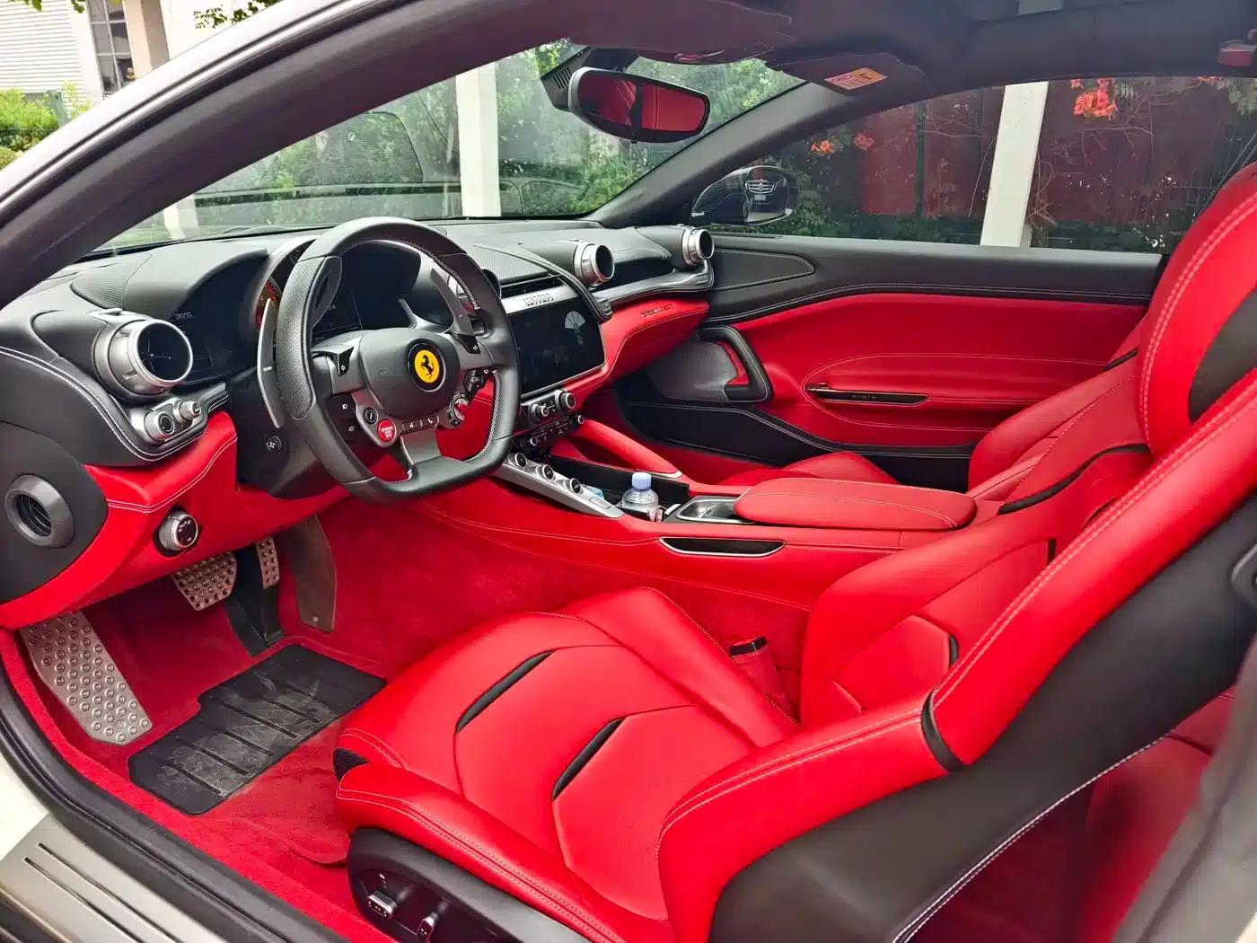 2017 GTC4Lusso 3.9T V8 — миниатюра 3