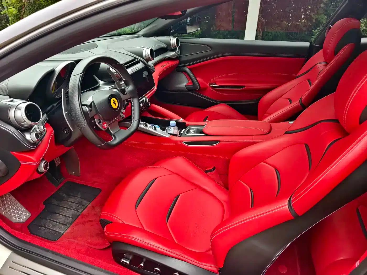 2017 GTC4Lusso 3.9T V8 — миниатюра 4