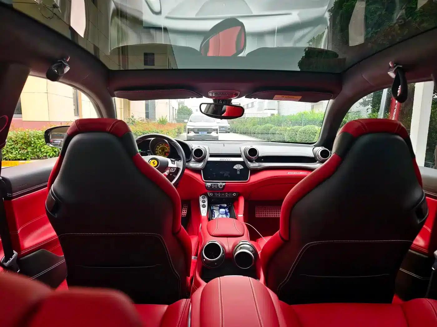 2017 GTC4Lusso 3.9T V8 — миниатюра 7