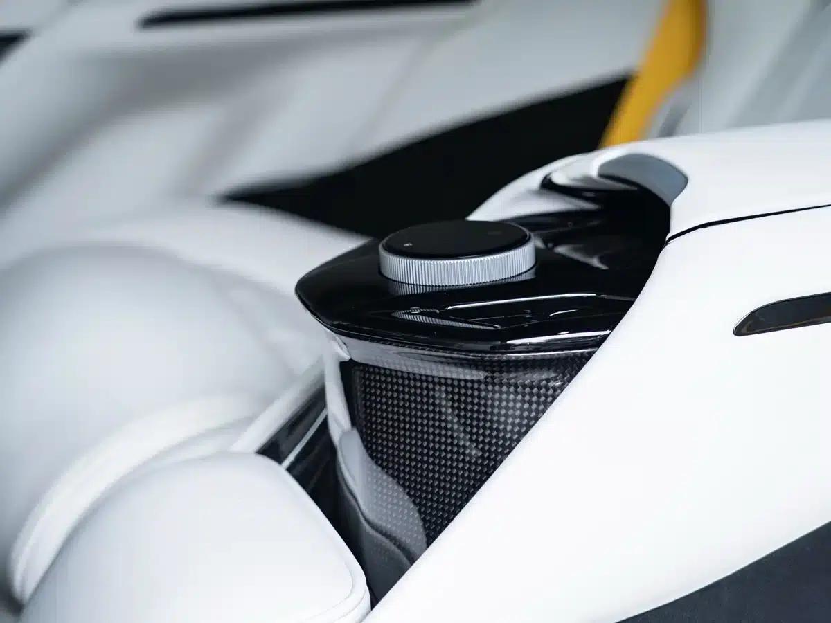2023 Purosangue 6.5L V12 — миниатюра 15