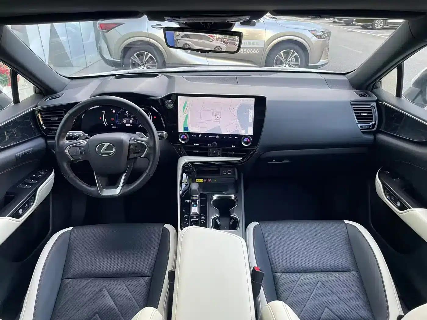 Lexus NX PHEV 2022 400h+ Premium Edition — миниатюра 7