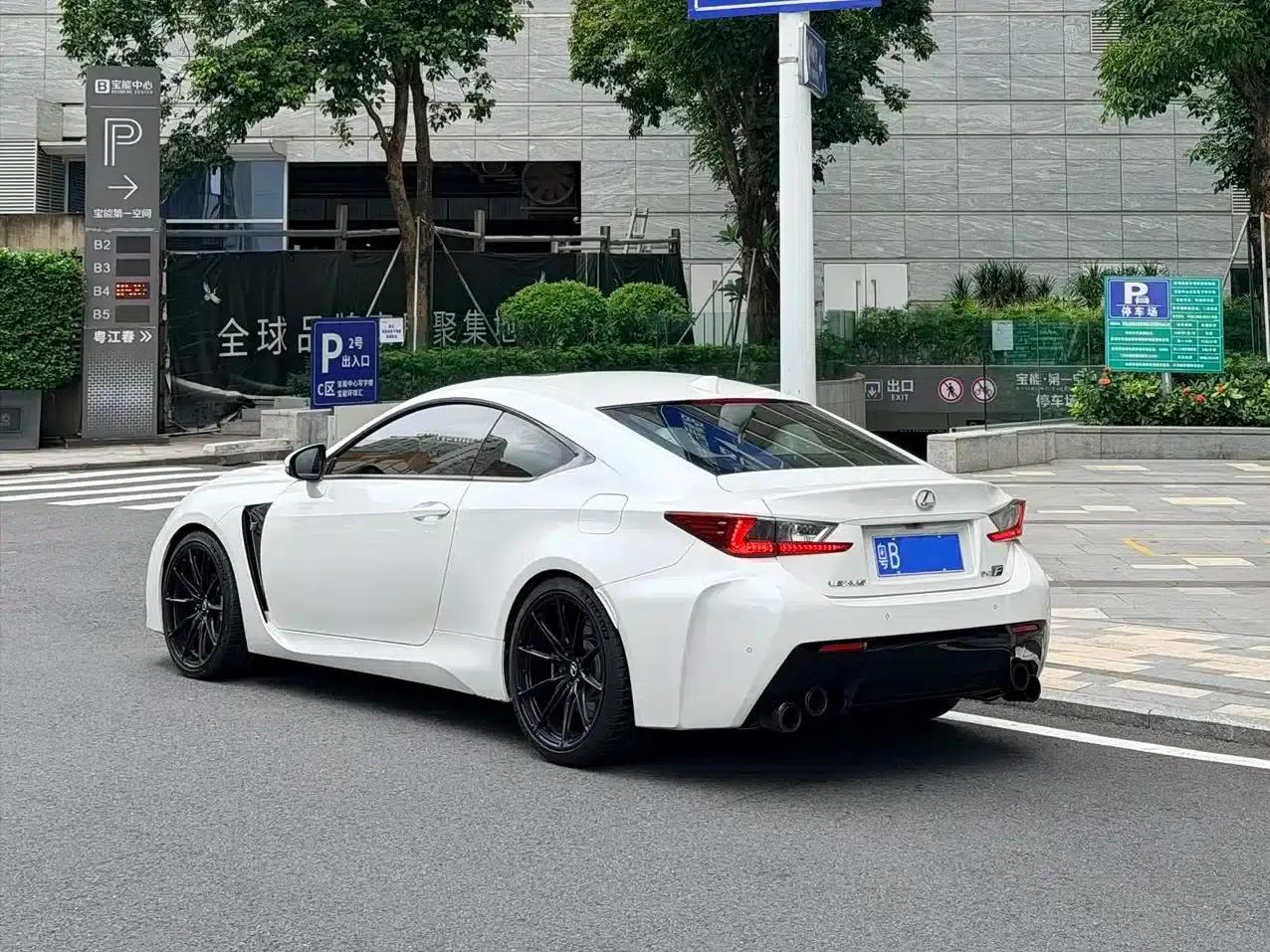 Lexus RC F 2015 F 5.0L Pinnacle Edition — миниатюра 5