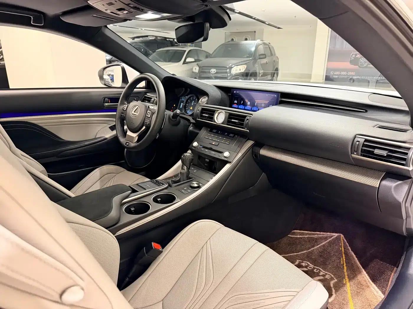 Lexus RC F 2015 F 5.0L Pinnacle Edition — миниатюра 7