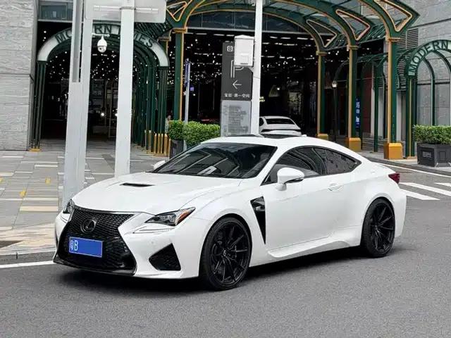 Lexus RC F 2015 F 5.0L Pinnacle Edition