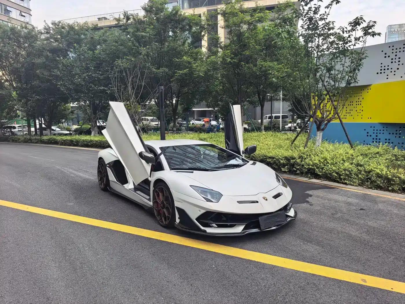 2011 Aventador LP 700-4 — миниатюра 1