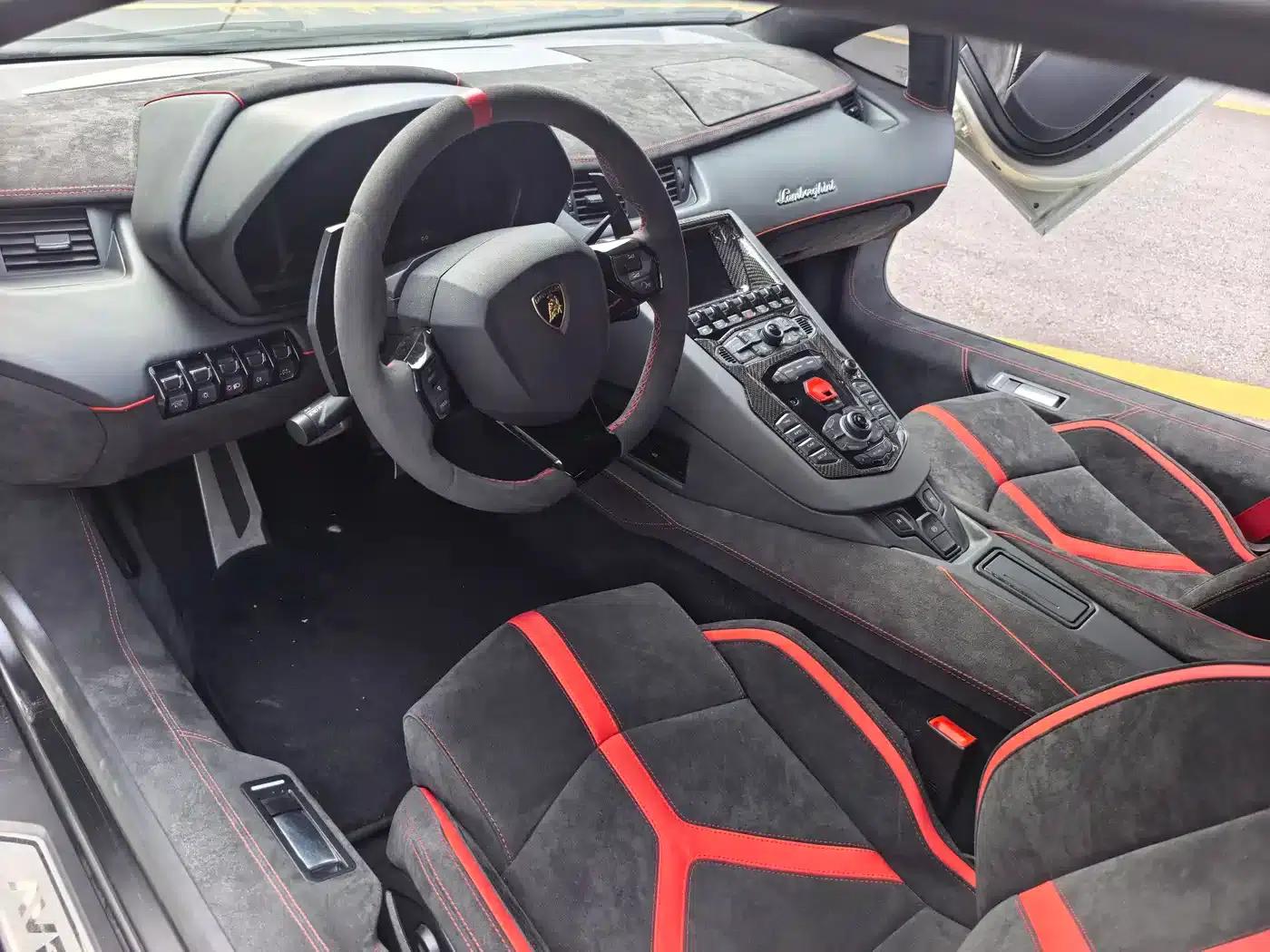 2011 Aventador LP 700-4 — миниатюра 4
