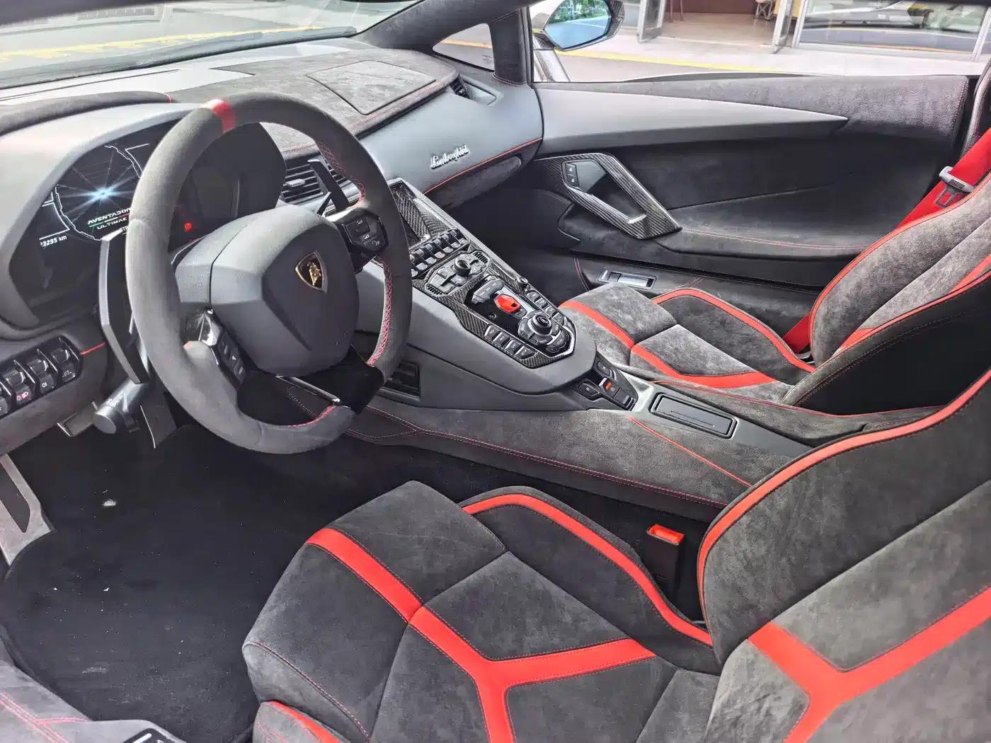 2011 Aventador LP 700-4 — миниатюра 6