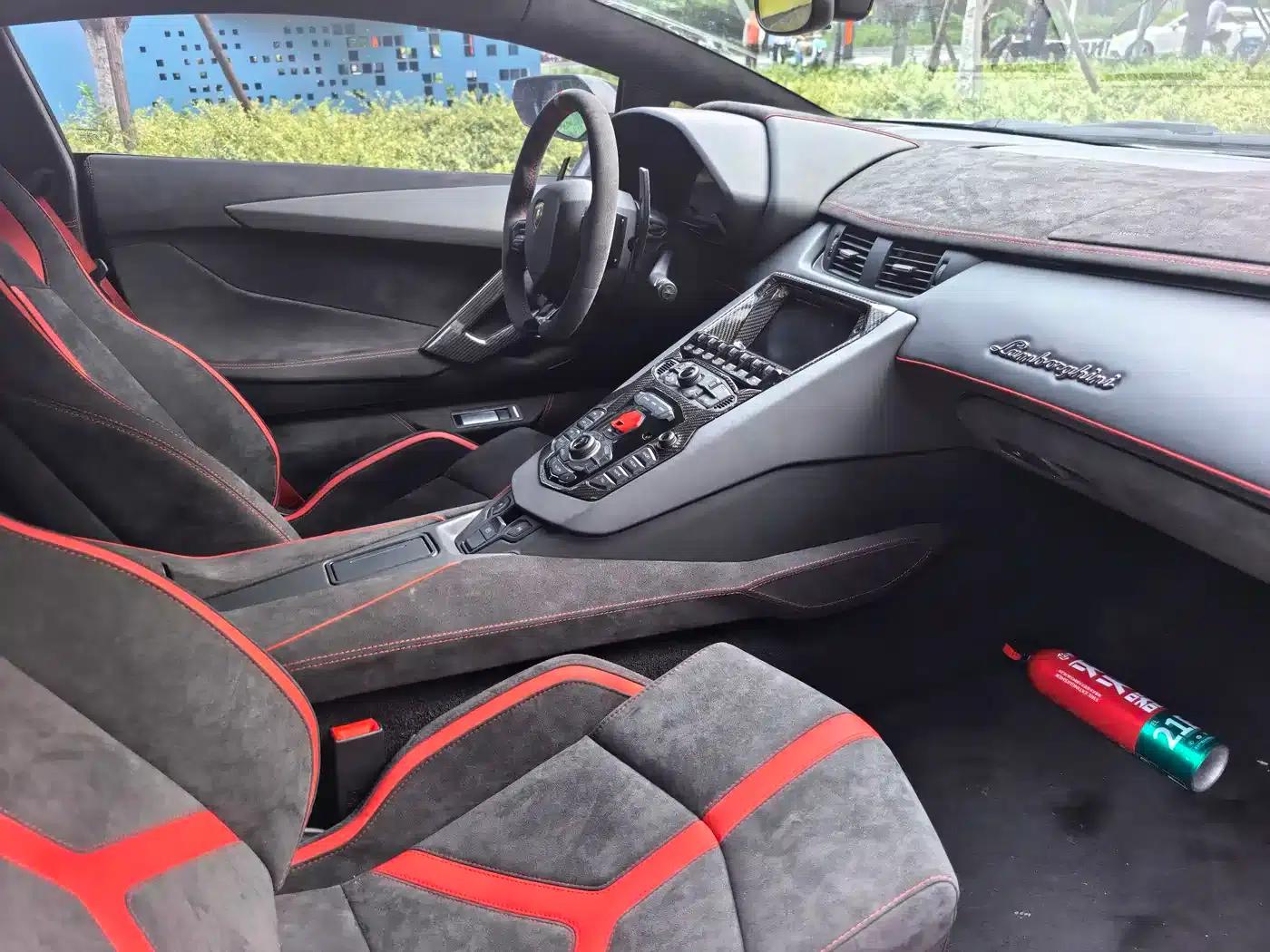 2011 Aventador LP 700-4 — миниатюра 10