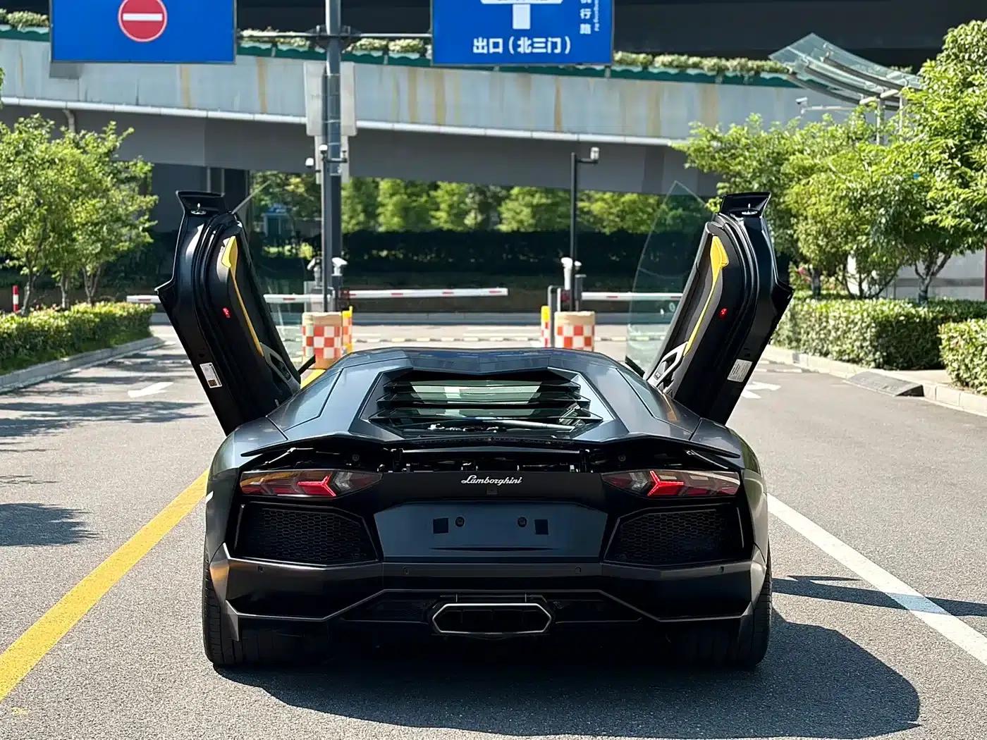 2011 Aventador LP 700-4 — миниатюра 4