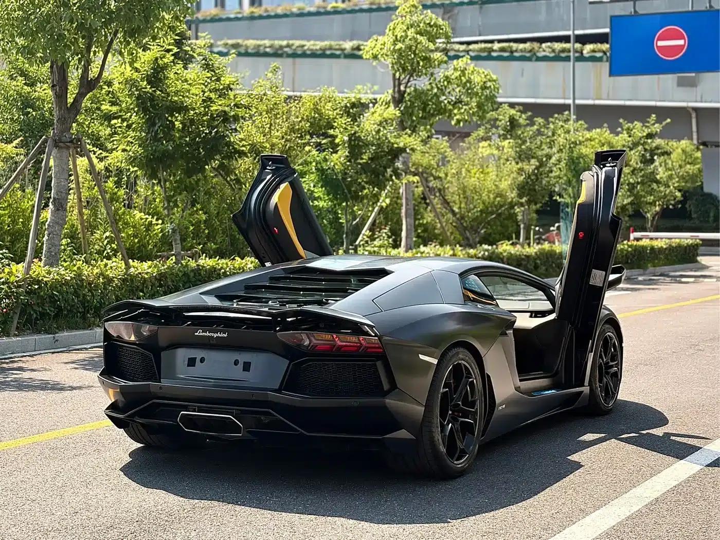 2011 Aventador LP 700-4 — миниатюра 5