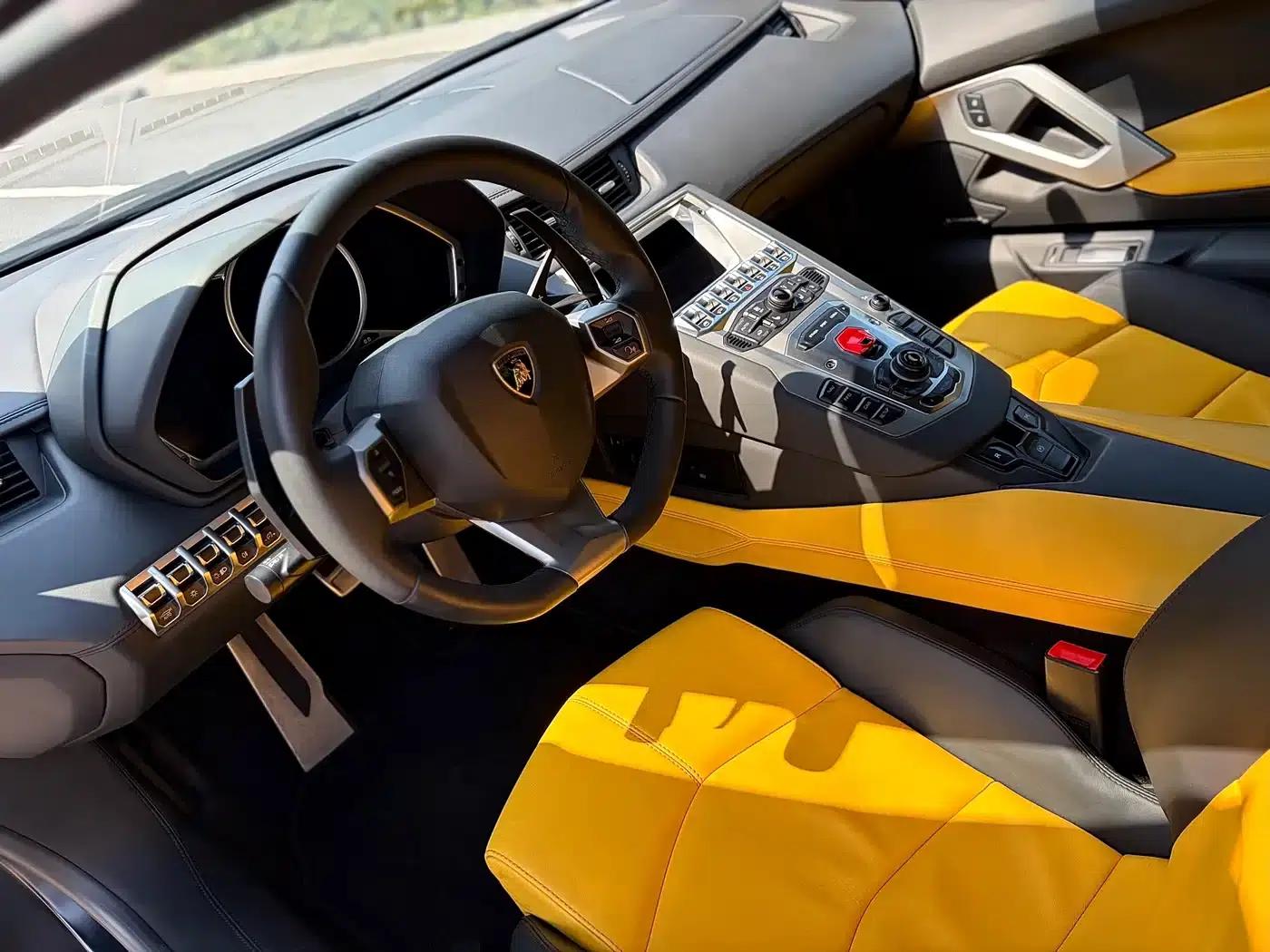 2011 Aventador LP 700-4 — миниатюра 7