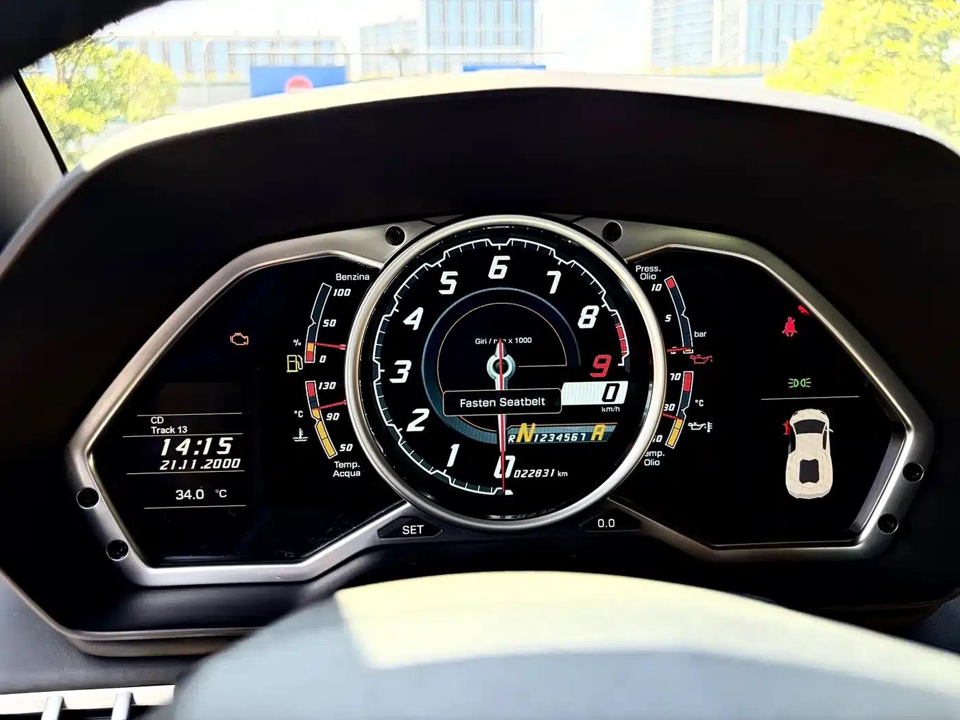 2011 Aventador LP 700-4 — миниатюра 10