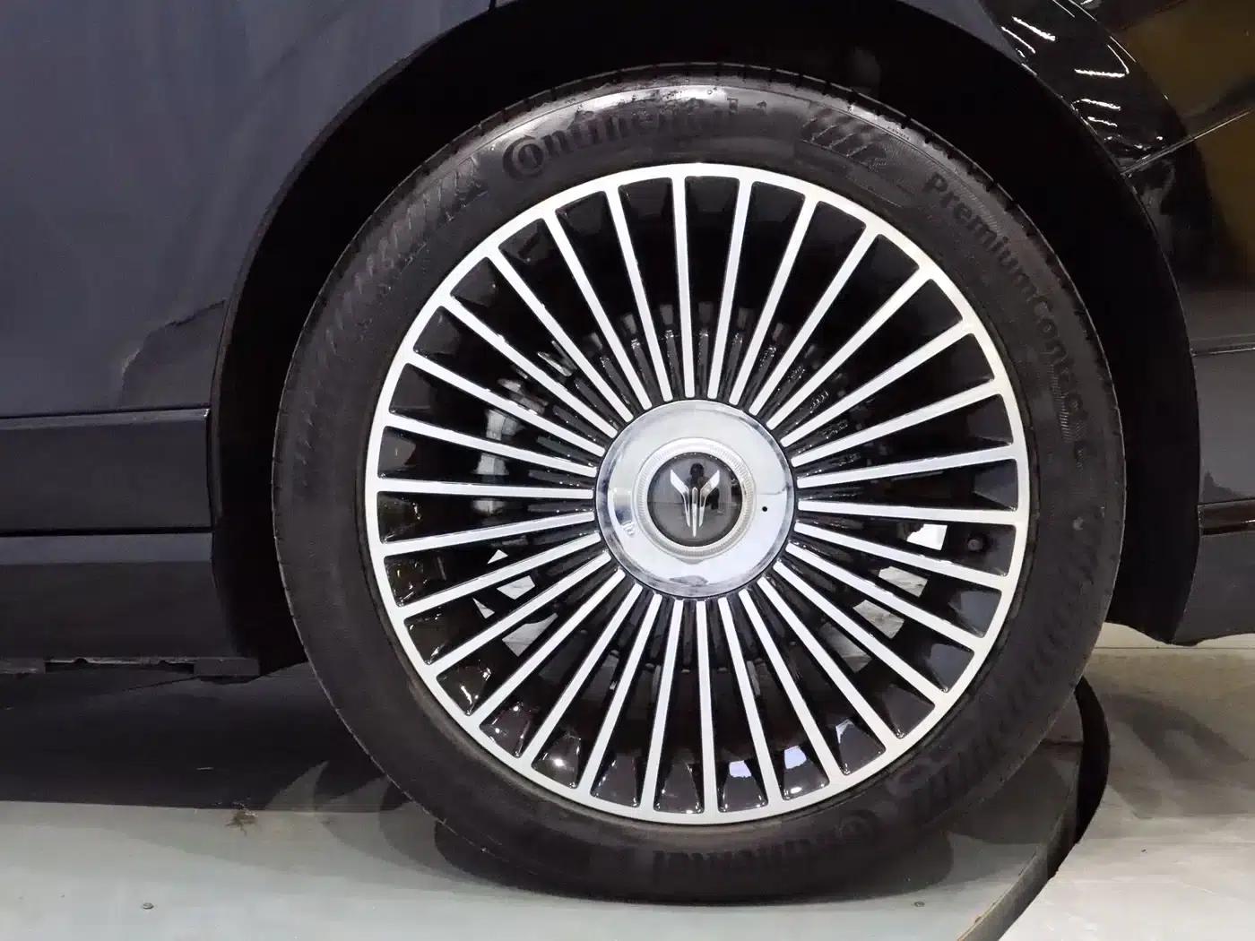 Voyah Chase Light L 2026 All-Wheel Drive Ultra — миниатюра 11