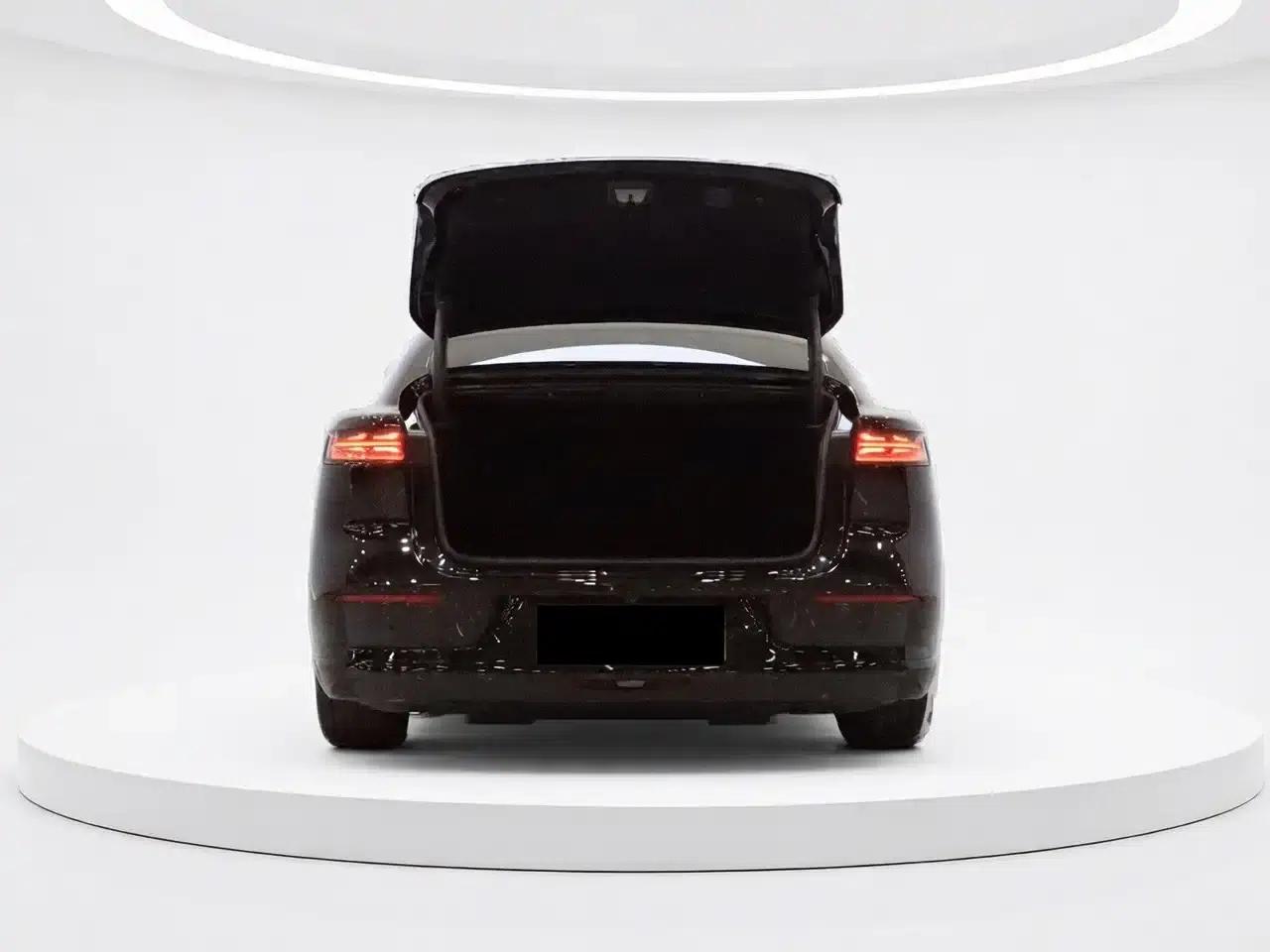 Voyah Chase Light L 2026 All-Wheel Drive Ultra — миниатюра 6