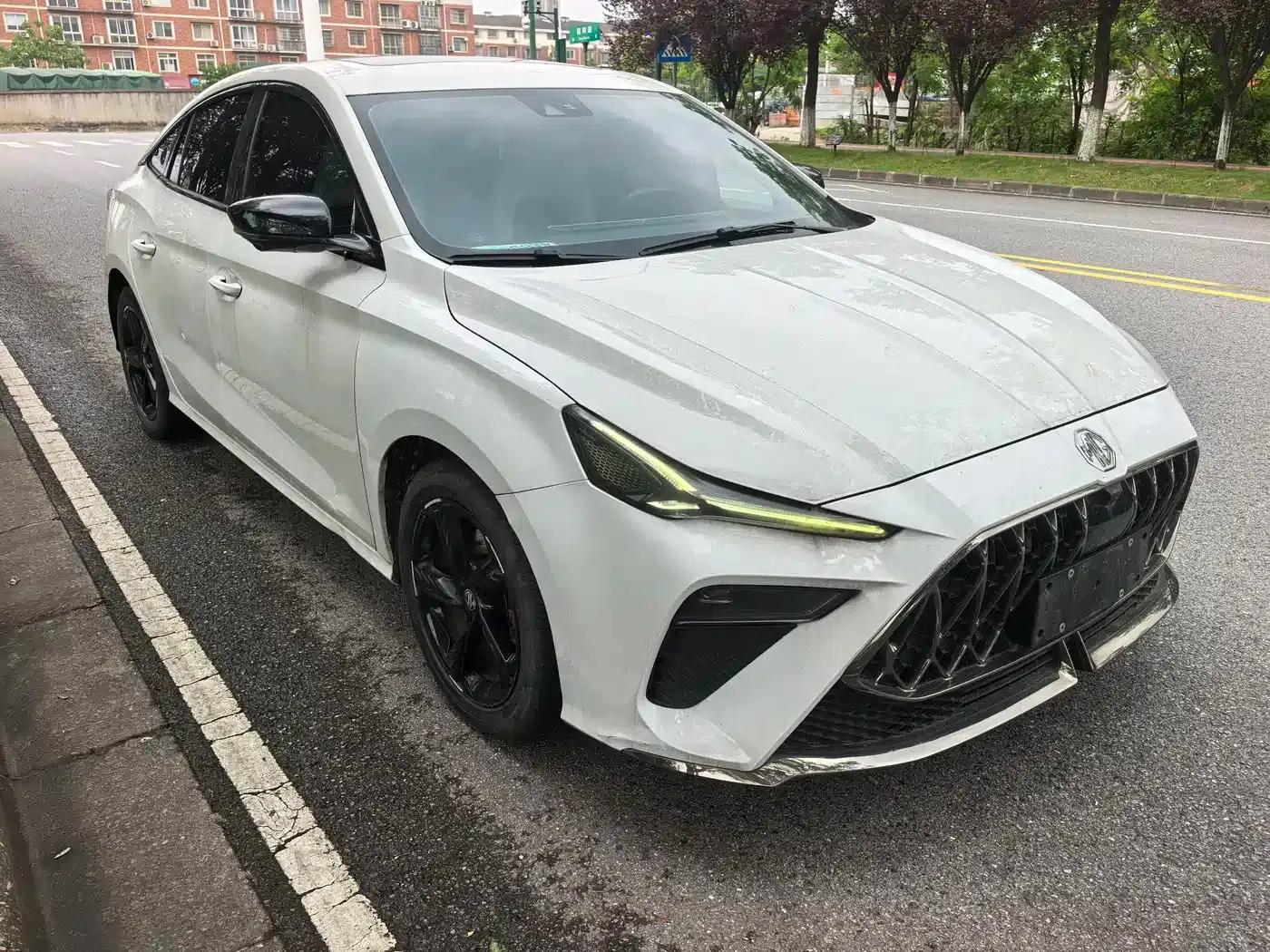 MG5 Scorpio 2022 1.5T Luxury Edition — миниатюра 3