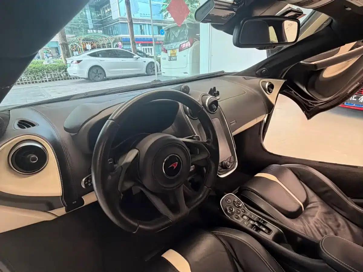 McLaren 570 2016 570GT 3.8T Coupe — миниатюра 3