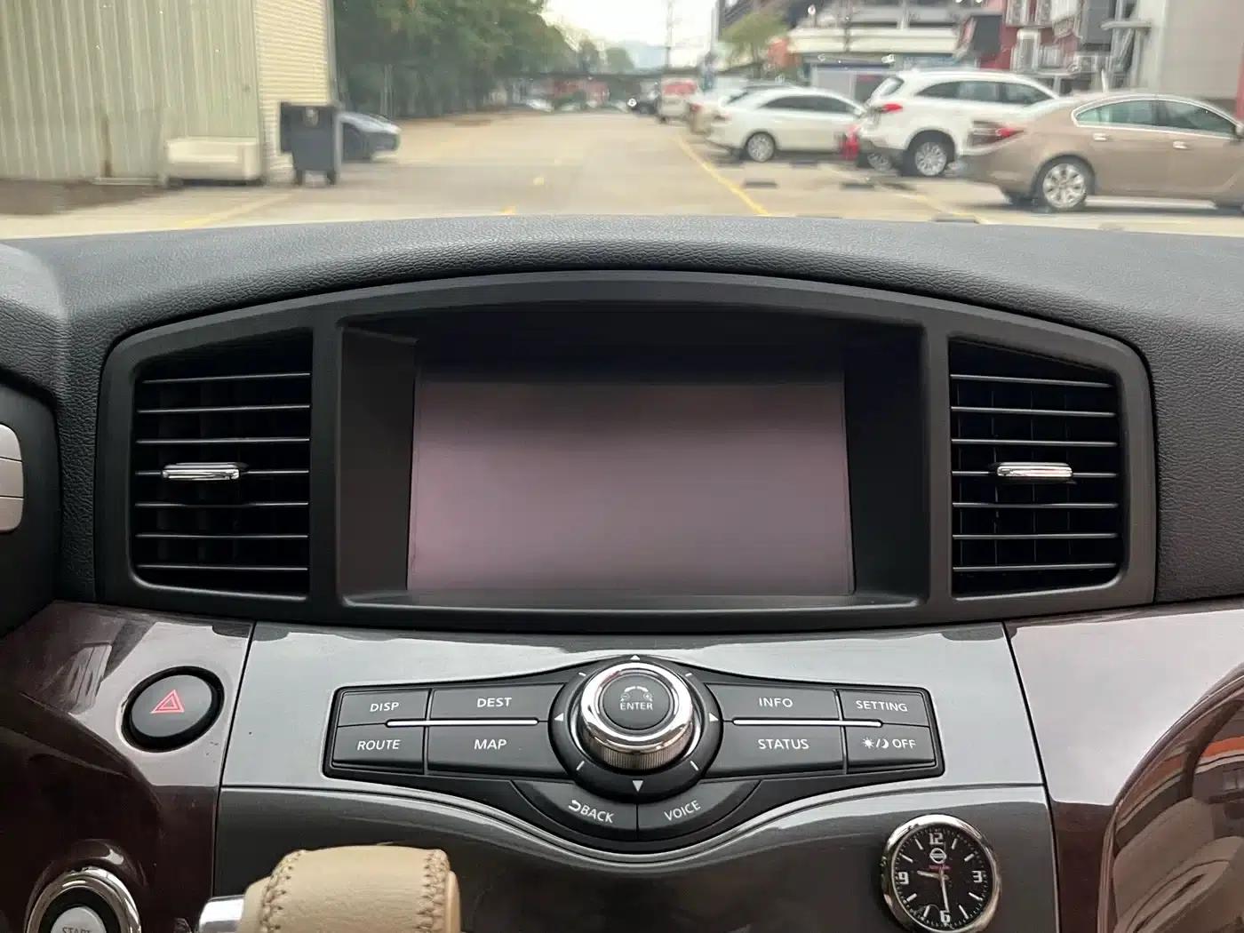 Quest 2013 3.5L SL — миниатюра 14