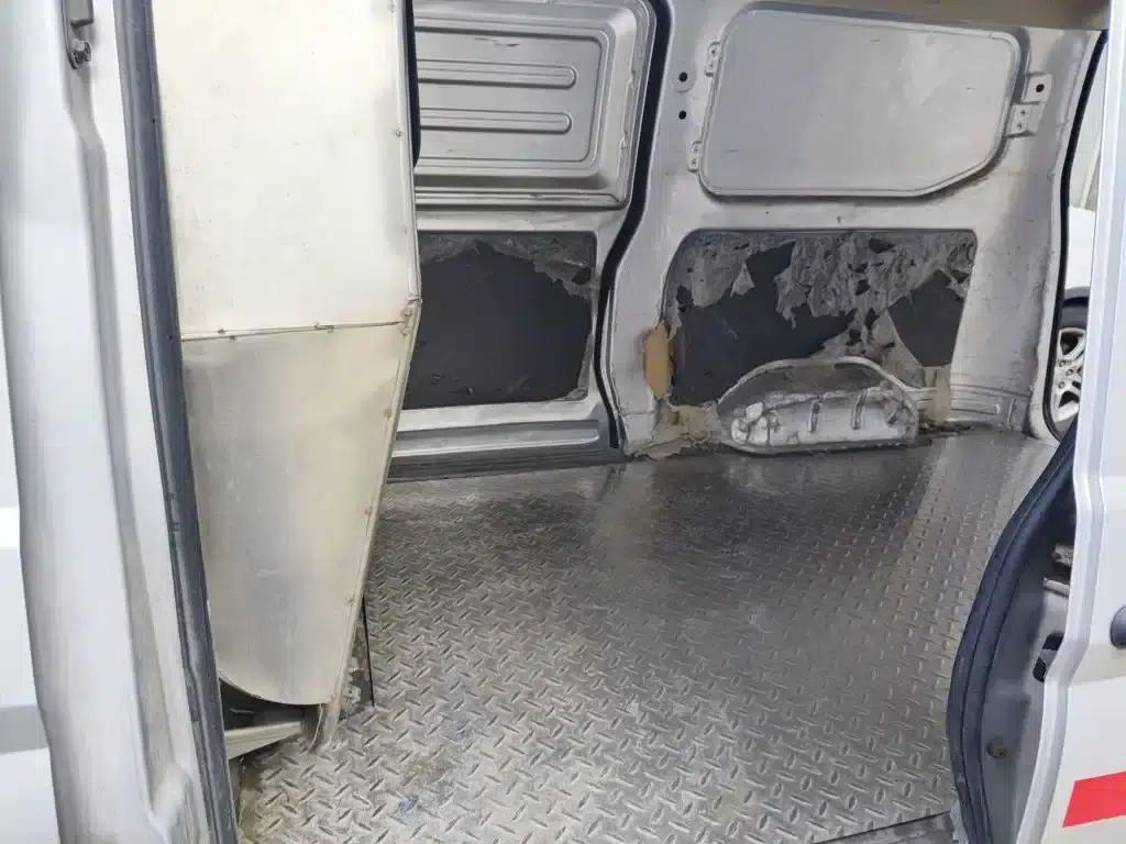 Wuling Rongguang S 2023 1.5L Basic 2-Seater with Closed Windows — миниатюра 15