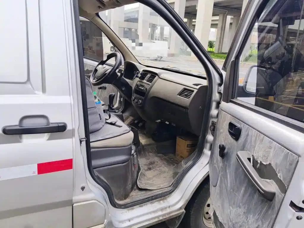 Wuling Rongguang S 2023 1.5L Basic 2-Seater with Closed Windows — миниатюра 20
