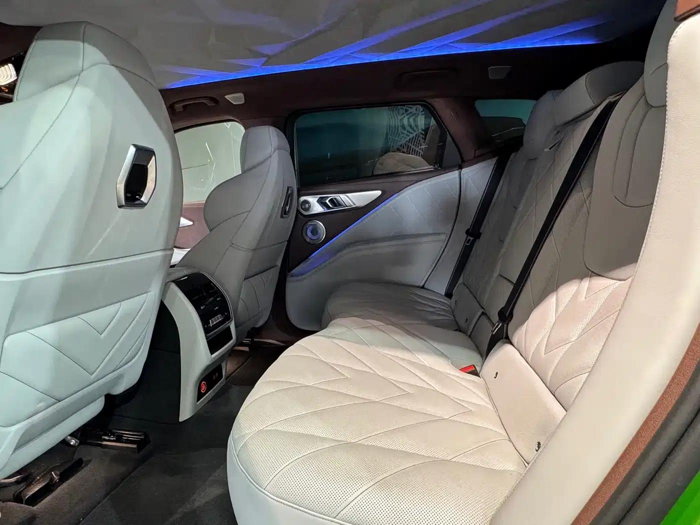 BMW XM 2023 50e — миниатюра 6