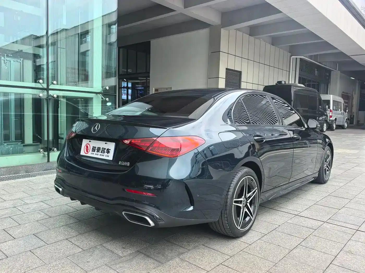 Mercedes-Benz C-Class 2023 Facelift C 260 L Sport Night Edition — миниатюра 19