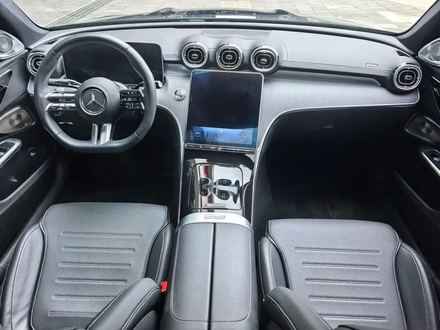 Mercedes-Benz C-Class 2023 Facelift C 260 L Sport Night Edition — миниатюра 5
