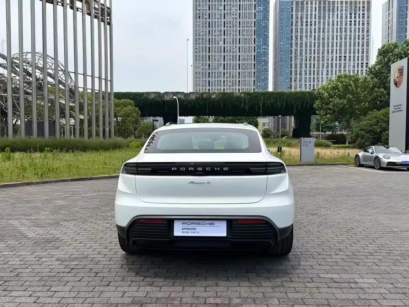Macan 4 New Energy — миниатюра 8