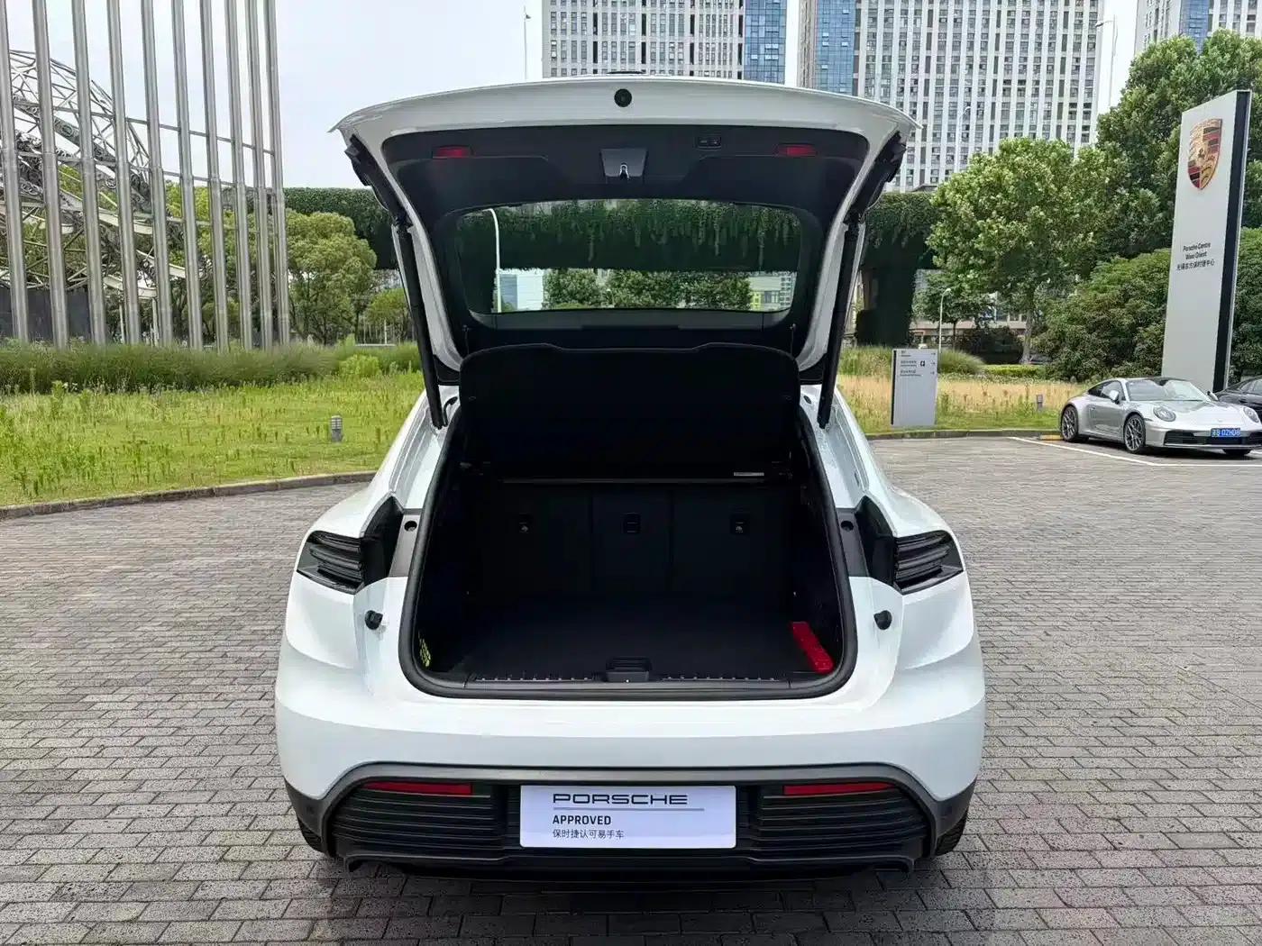 Macan 4 New Energy — миниатюра 9